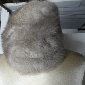 VTG Walleek's Furs Pittsburgh Adult Mink Hat 10" Diameter Light Brown Satin Line